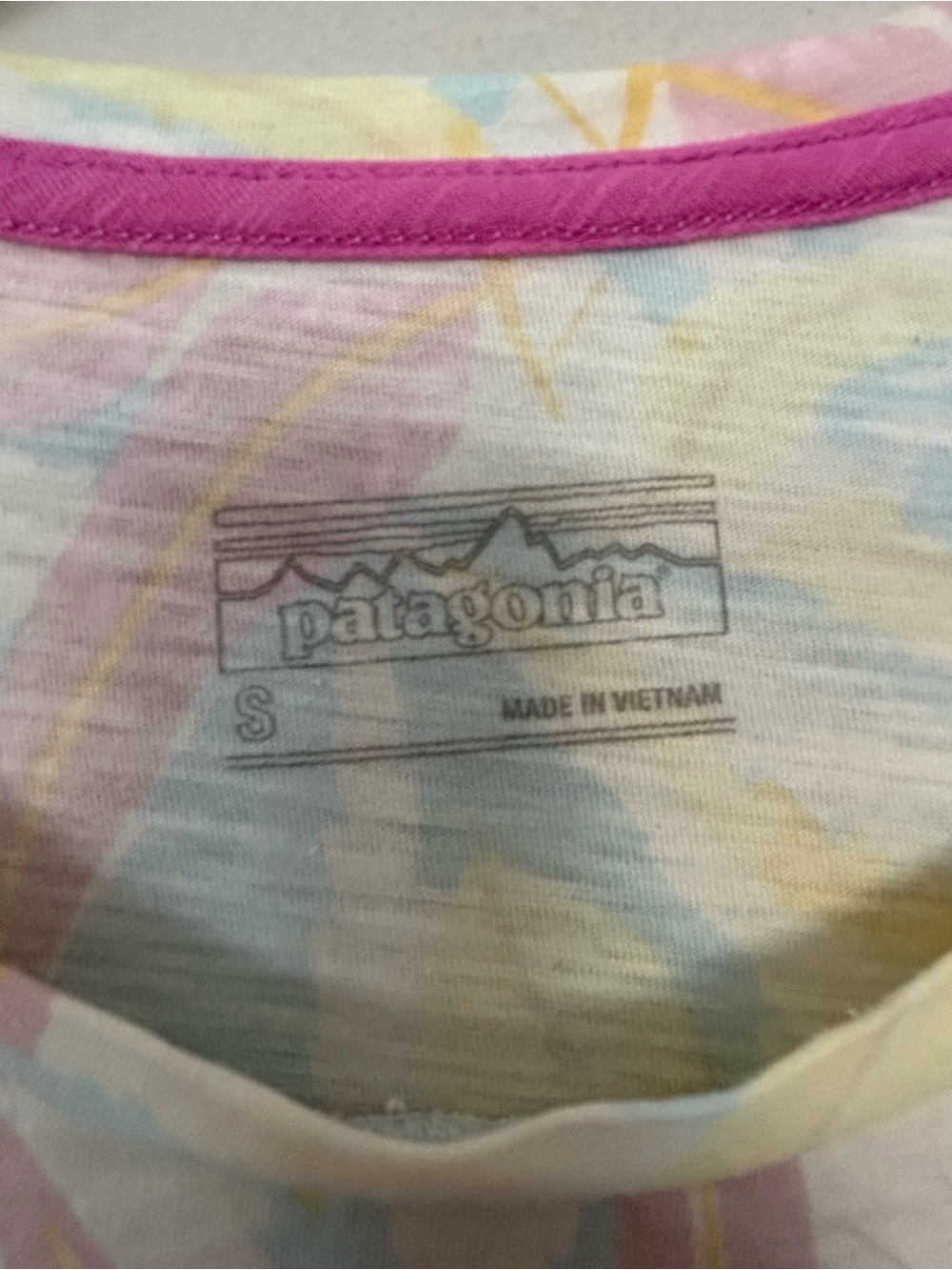 Patagonia Pastel Floral Leaf Short Sleeve Tee - Pink Blue Yellow - Picture 4 of 5